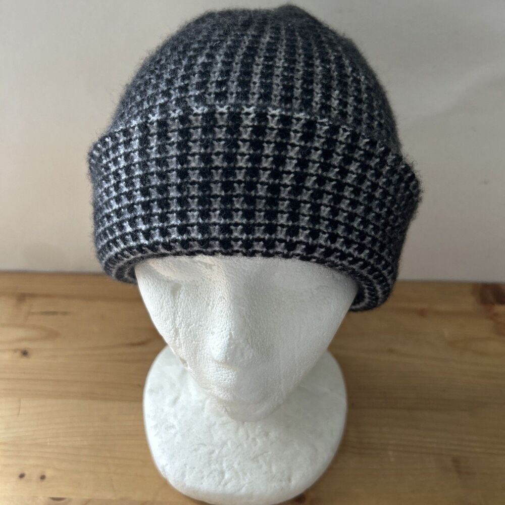 White + Warren Knit Hat Grey/Black Chunky 100% Cashmere Beanie OS